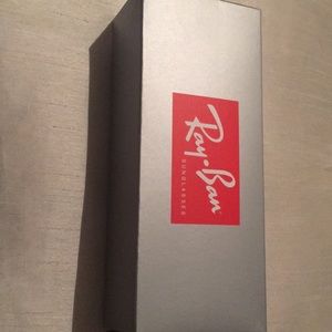 Ray-Ban Aviator Sunglasses (AUTHENTIC)